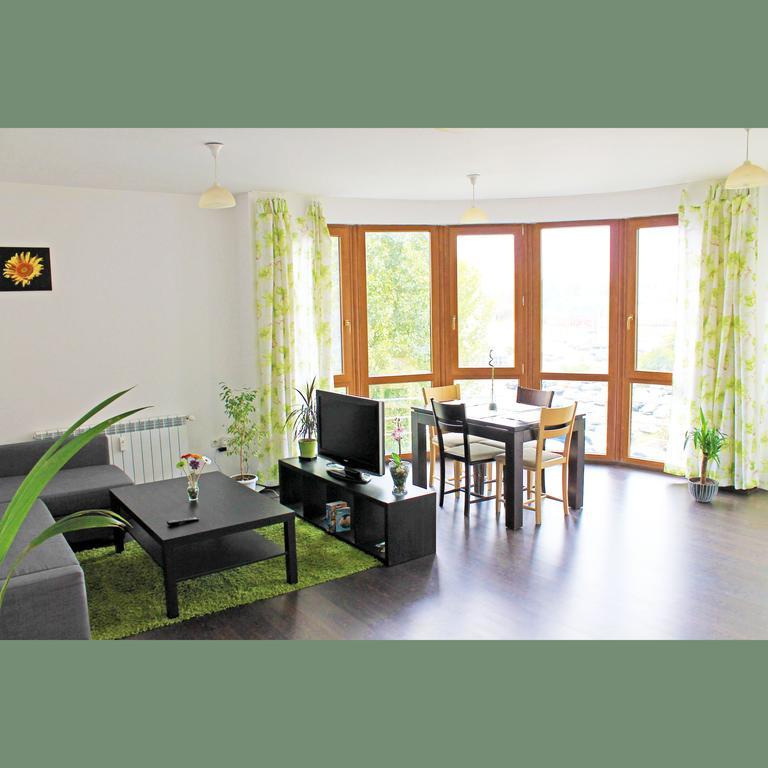 סופיה Flora Apartment Centrum מראה חיצוני תמונה
