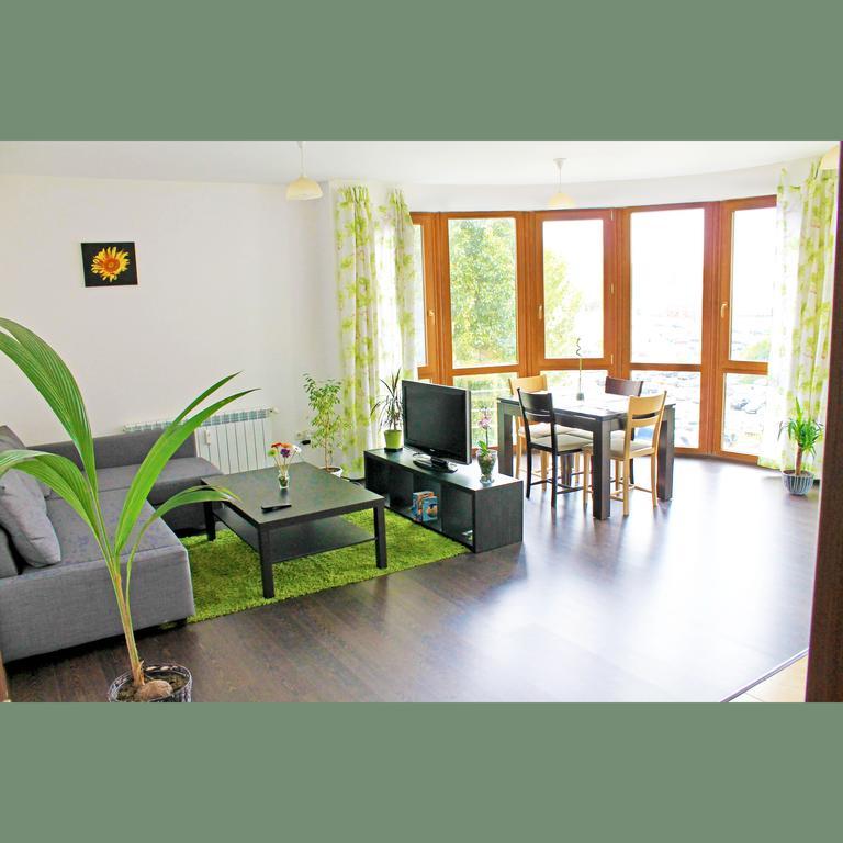 סופיה Flora Apartment Centrum מראה חיצוני תמונה